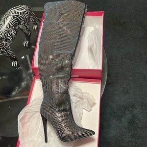 Black charmed healed boots